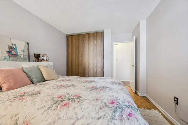 Additional image 14 of 4 Lisa St Unit 707