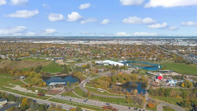 Additional image 41 of 22 Hanover Rd Unit 510.