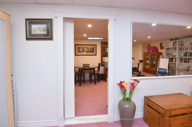 Additional image 31 of 241 SILVERBIRCH Blvd