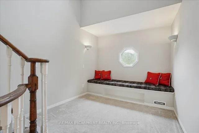 Additional image 22 of 105 River Glen Blvd