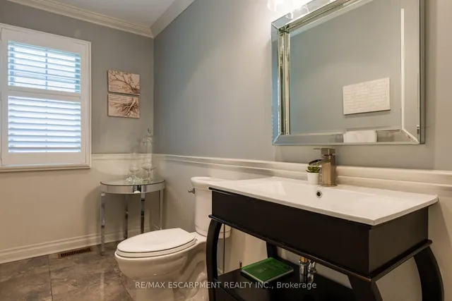 Additional image 22 of 1353 Hazelton Blvd