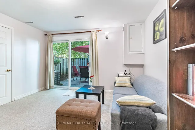 Additional image 37 of 1221 Dundix Rd