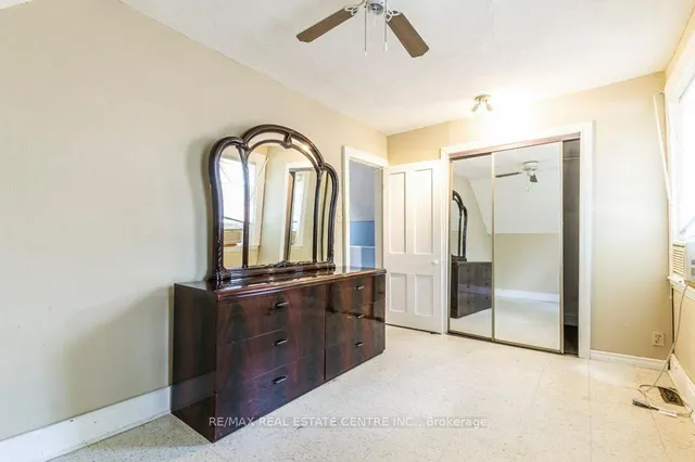 Additional image 27 of 215-217 Queen St