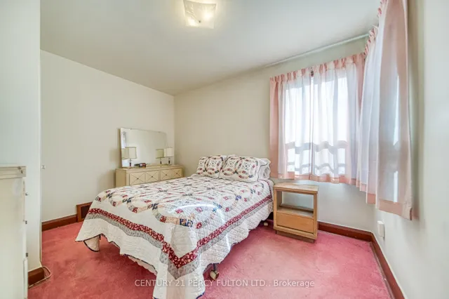 Additional image 16 of 3184 St Clair Ave