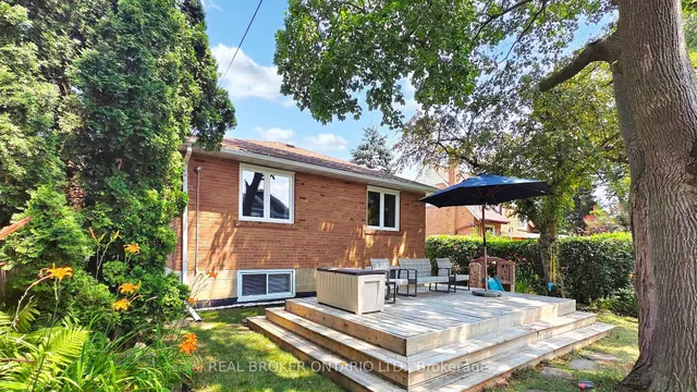 Additional image 42 of 1290 Kipling Ave