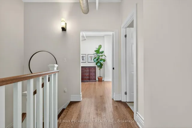 Additional image 38 of 200 STINSON St Unit PH8