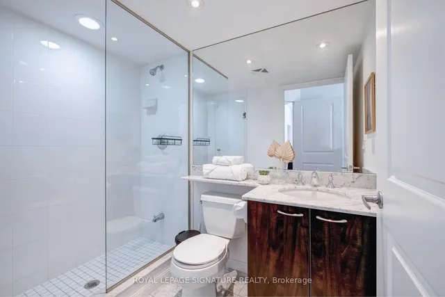 Additional image 5 of 900 Mount Pleasant Rd Unit 502