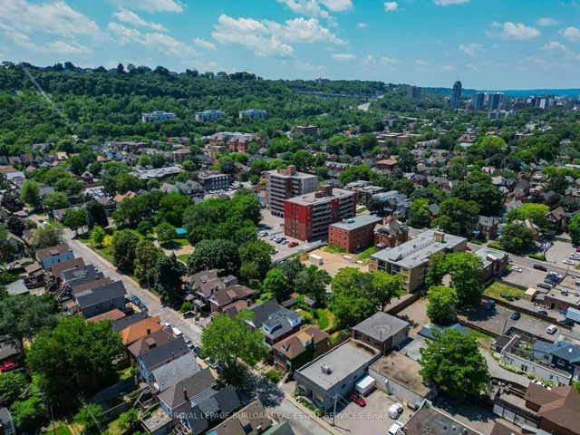 Additional image 47 of 22 Myrtle Ave