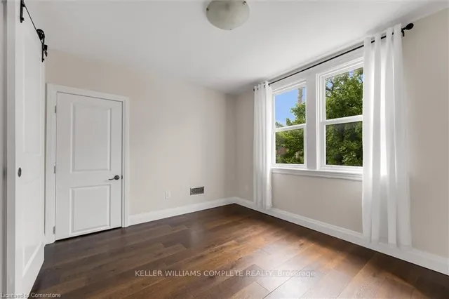 Additional image 31 of 92 Kensington Ave