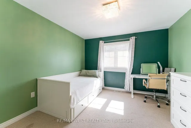 Additional image 19 of 71 Sexton Cres