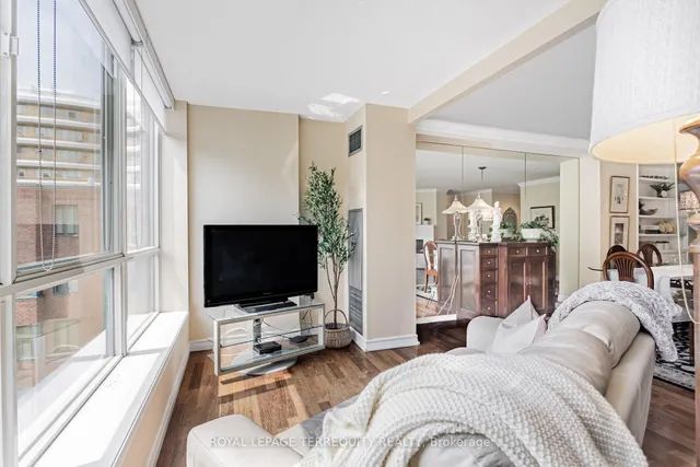 Additional image 15 of 225 Davenport Rd Unit 605