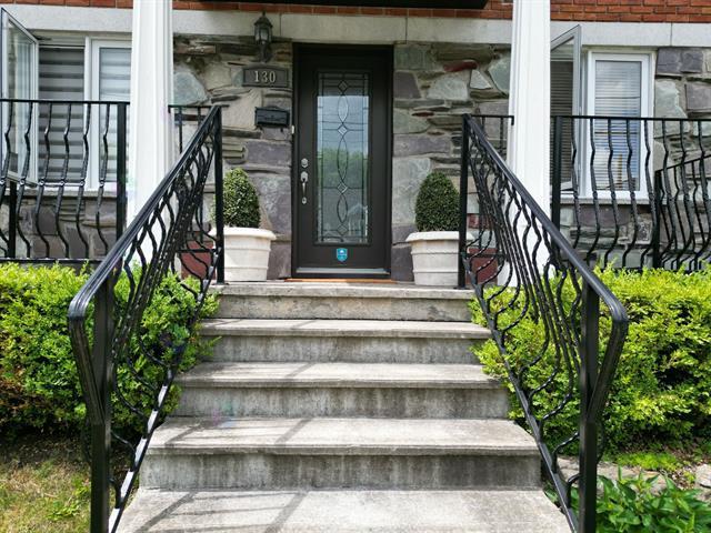 Property image for 130-130B Av. du Pacifique|Laval (Laval-des-Rapides), Quebec H7N3Y1