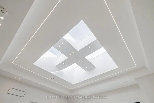 Additional image 9 of 105 Castle Hill Dr