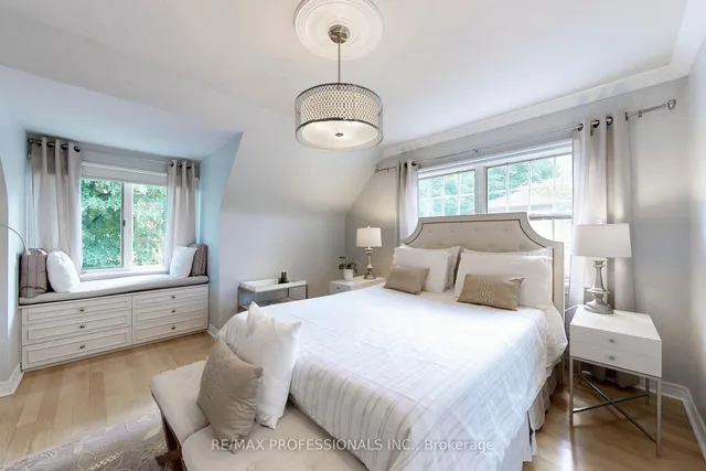 Additional image 25 of 126 Laurel Ave