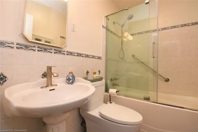 Additional image 23 of 33 Burwell Ave