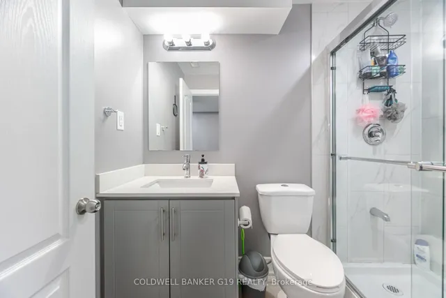 Additional image 36 of 43 Midcrest Circ