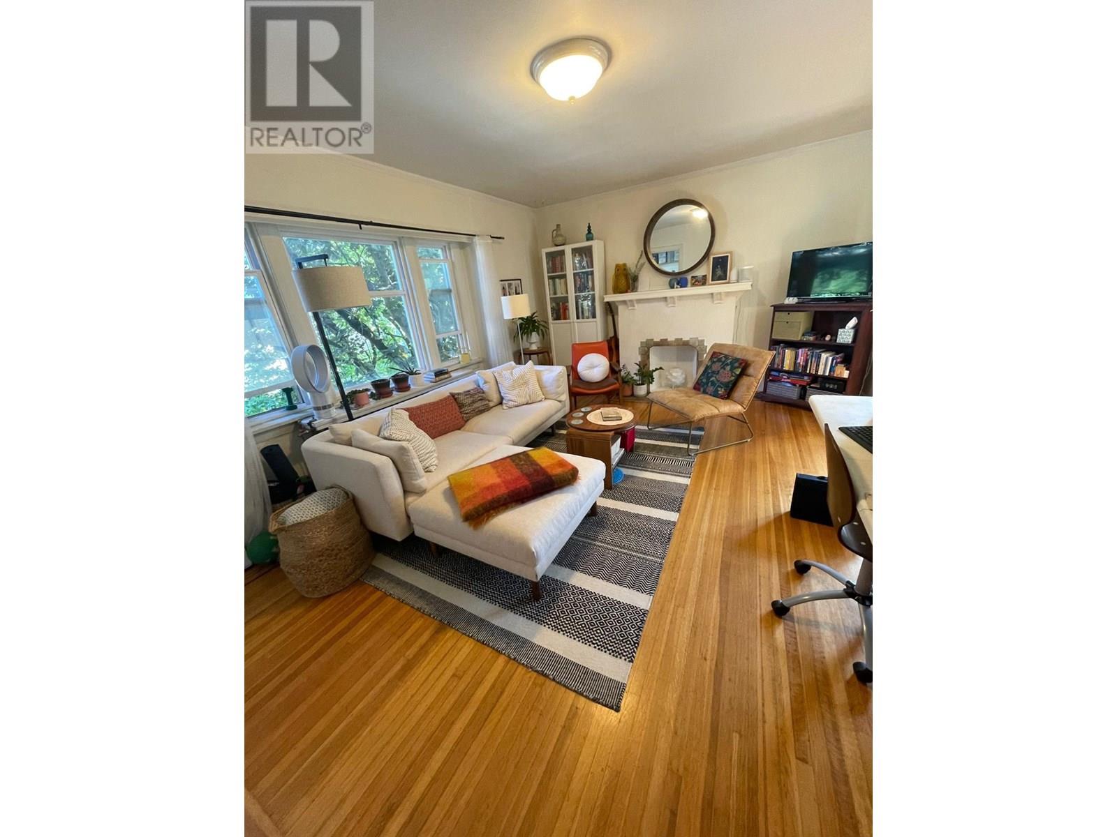 5 1086 W 10 AVENUE|Vancouver, British Columbia V6H1H8