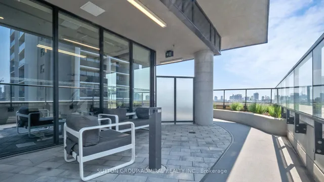 Additional image 32 of 159 Wellesley St Unit 1601