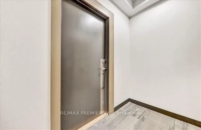 Additional image 10 of 180 Fairview Mall Dr Unit 608