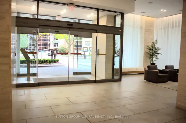 Additional image 13 of 70 Roehampton Ave Unit 512