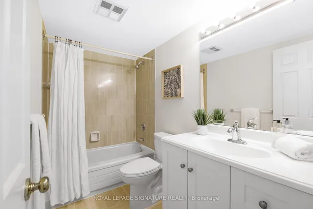 Additional image 21 of 3 Concorde Pl Unit 3003