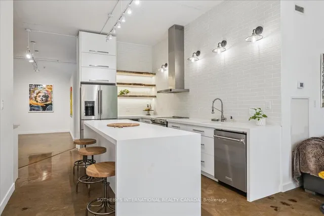 Additional image 11 of 66 Bay St Unit 301