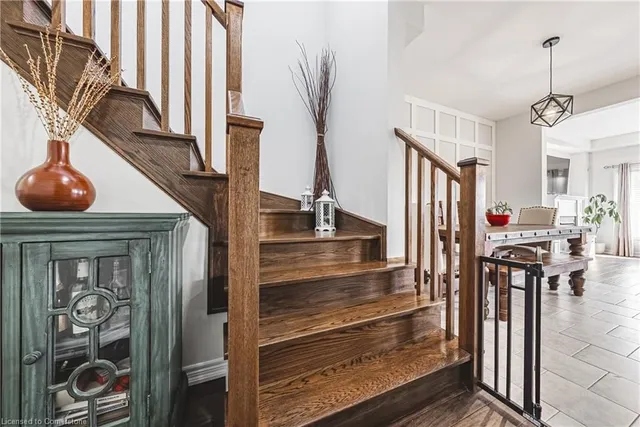 Additional image 9 of 157 Lormont Blvd