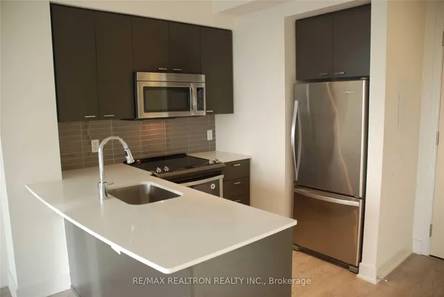 Additional image 7 of 30 Roehampton Ave Unit 3003