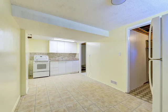 Additional image 23 of 28 Burgby Ave