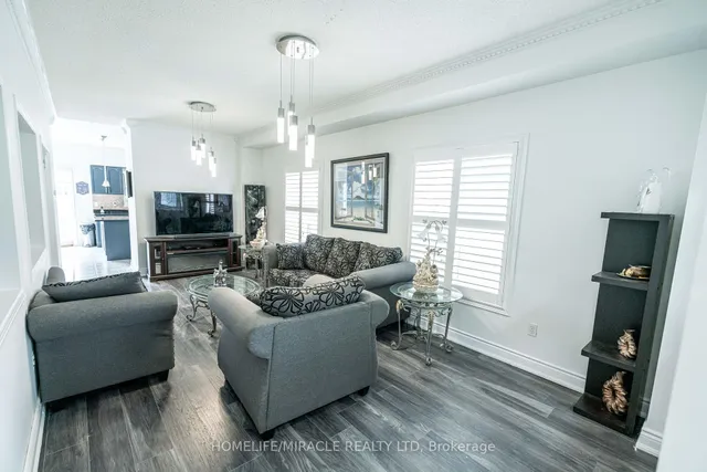 Additional image 6 of 16 Signet Crt