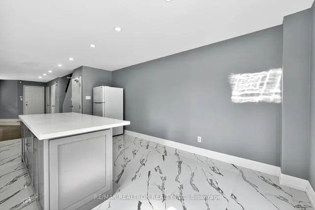 Additional image 17 of 17 Lenthall Ave