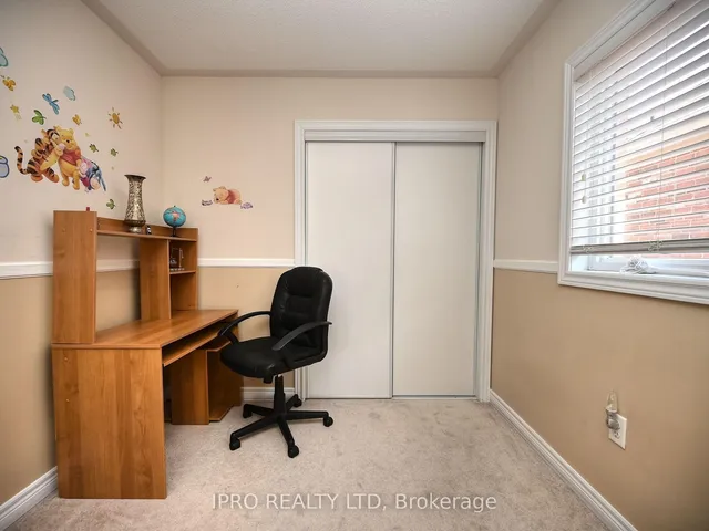 Additional image 27 of 74 Crumlin Cres