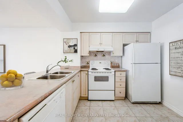 Additional image 4 of 35 Kingsbridge Garden Circ Unit 1509