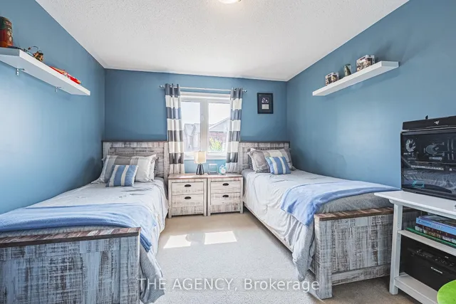 Additional image 24 of 636 Serafini Cres