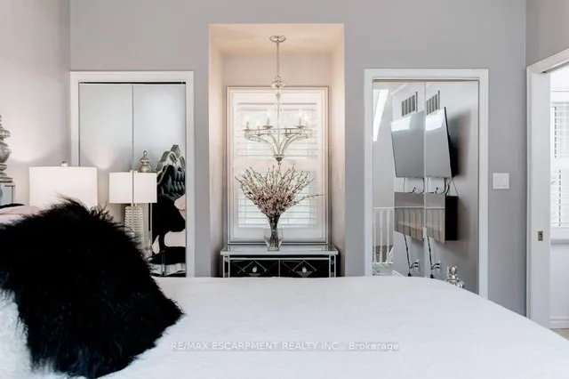 Additional image 45 of 1280 Maple Crossing Blvd Unit 11