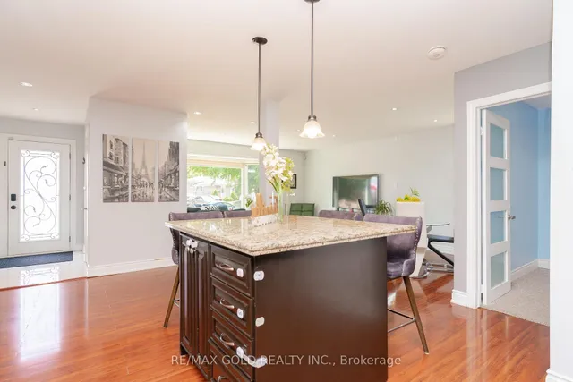 Additional image 12 of 10 Brookdale Cres