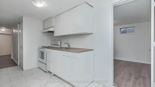 Additional image 43 of 3 Mornington Dr