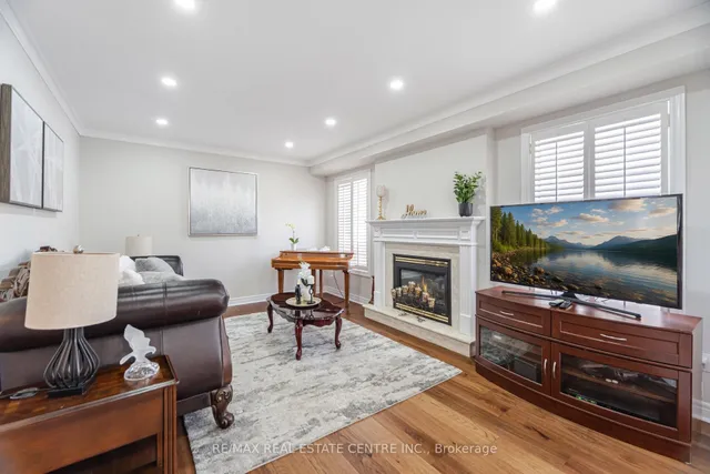 Additional image 19 of 53 Wild Indigo Cres