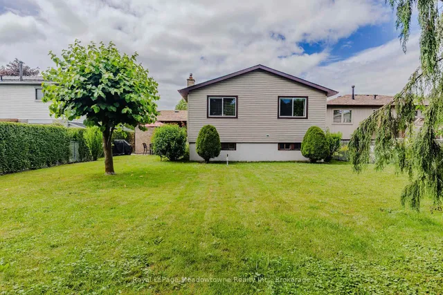 Additional image 46 of 840 Cedarbrae Ave