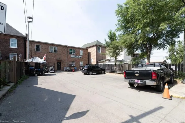 Additional image 14 of 897 Barton St