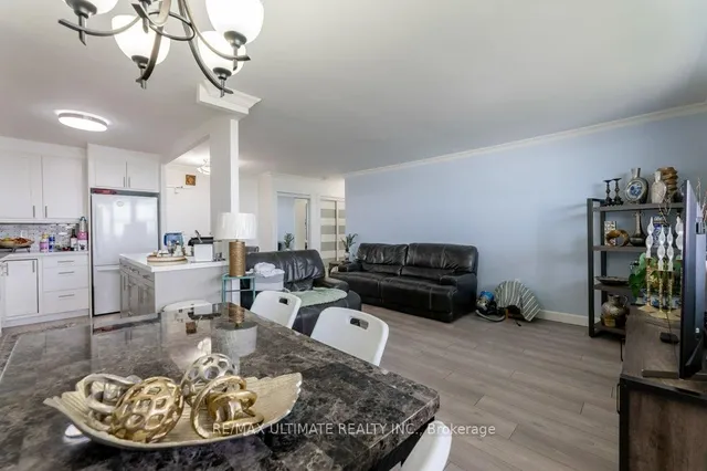 Additional image 9 of 541 Blackthorn Ave Unit 1202