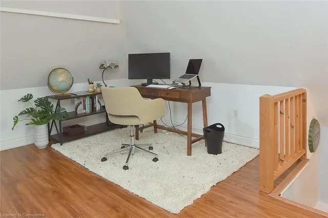 Additional image 37 of 293 Charlton Ave