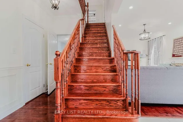 Additional image 33 of 48 Ryecroft Cres