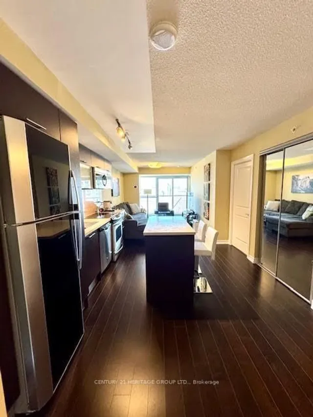 Additional image 3 of 386 Yonge St Unit 2312