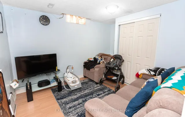 Additional image 29 of 161 Kingsbridge Garden Circ