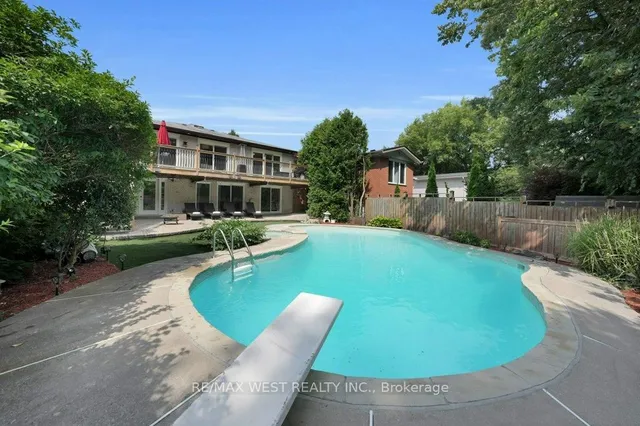 Additional image 44 of 151 Brahms Ave