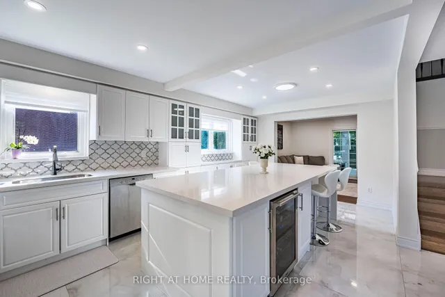 Additional image 16 of 3981 Mahogany Row