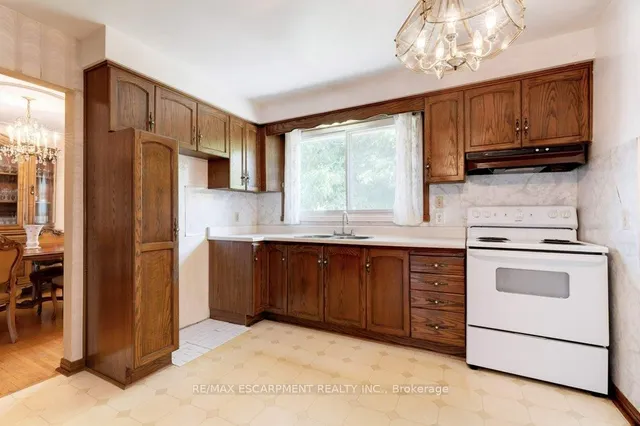 Additional image 17 of 56 Gray Rd