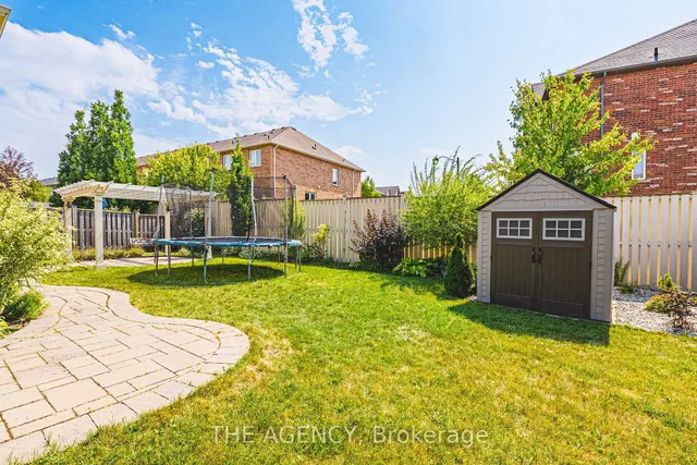 Additional image 39 of 636 Serafini Cres