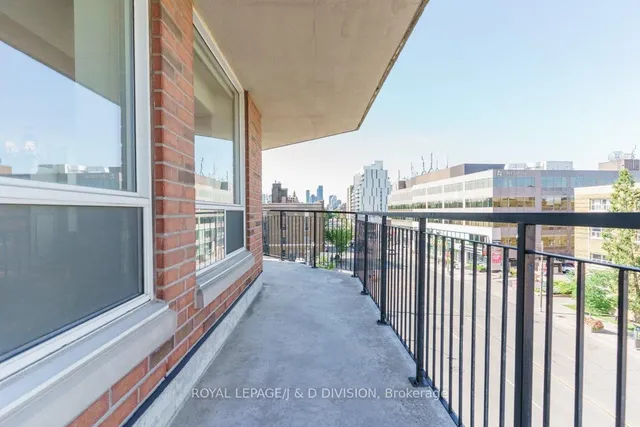 Additional image 30 of 18 Wanless Ave Unit 404